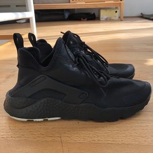 Nike Huarache Sneakers